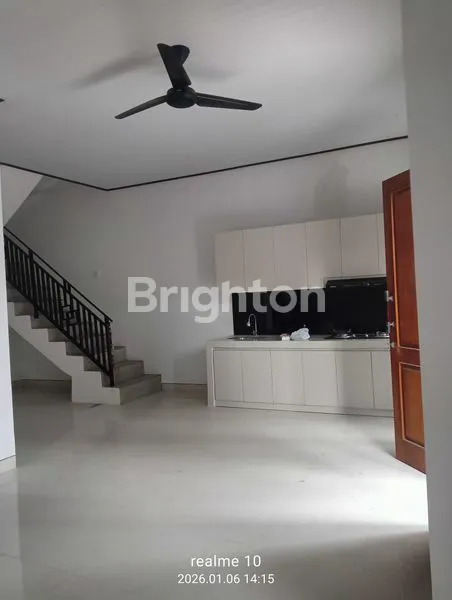 image DISEWAKAN | RUMAH MEWAH 2 LANTAI – FULL FURNISHED # PADANGSAMBIAN KELOD, DENPASAR # (4)