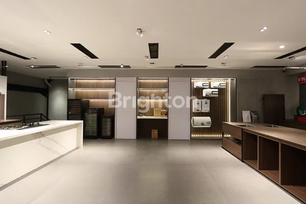 image DIJUAL SHOWROOM AKTIF MEWAH DI SLIPI, KEMANGGISAN (2)