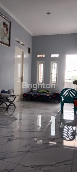 image HUNIAN USAHA SIAP PAKAI, LOKASI RAMAI PORIS (2)