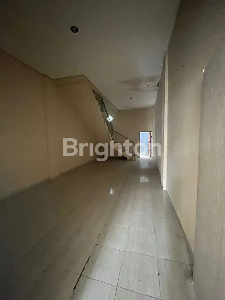 image RUKO STRATEGIS 2 LANTAI DI TELUK BETUNG BARAT (3)