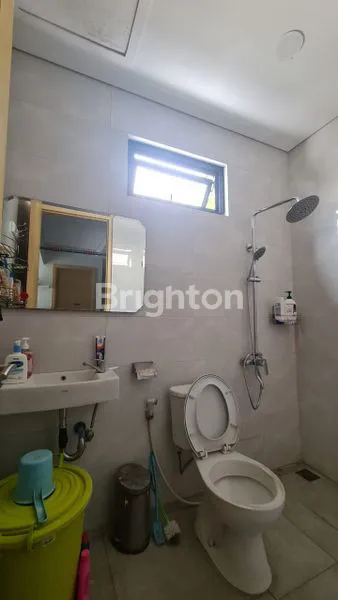 image RUMAH FULLY FURNISHED CLUSTER EKSKLUSIF COLOMADU (5)