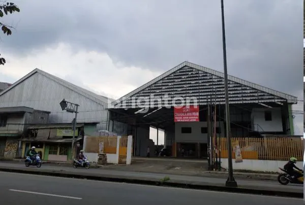 image GUDANG STRATEGIS 1400M² DI JL. RAYA BOGOR, AKSES 2 ARAH (8)