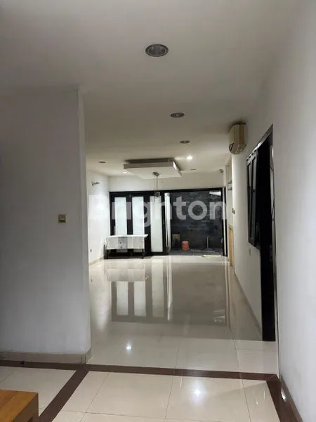 image RUMAH LUAS 3 KT LIPPO KARAWACI (3)