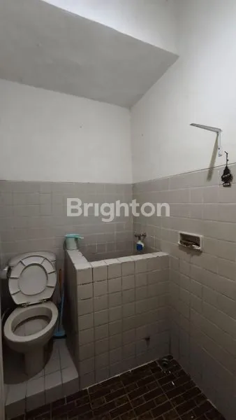 image RUMAH KLAMPIS SEMOLO DEKAT ITATS HOKKY MERR (6)