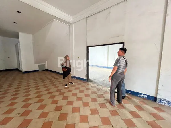 image SEWA RUKO 3 LANTAI, LOKASI PREMIUM KEDATON (2)