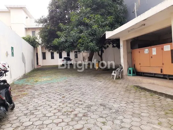 image RUMAH LUAS 1098 M², 25 KAMAR, HARGA MENARIK BAWAH NJOP (6)