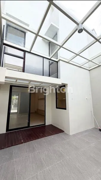 image RUMAH NEW GRESS DI NORTHWEST, LOKASI SUPER STRATEGIS SELANGKAH KE JLLB SURABAYA (8)