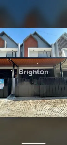 image RUMAH STRATEGIS DI MANYAR, LT 90 LB 135, 5 KT 4 KM (1)