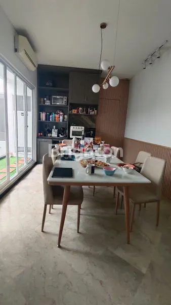 image RUMAH STRATEGIS PANGLIMA POLIM JAKARTA SELATAN  , NILAI INVESTASI TINGGI DAN SIAP HUNI (4)
