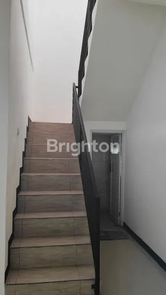 image RUMAH 2 LANTAI SIAP HUNI TAMAN RAHAYU CIGONDEWAH (6)