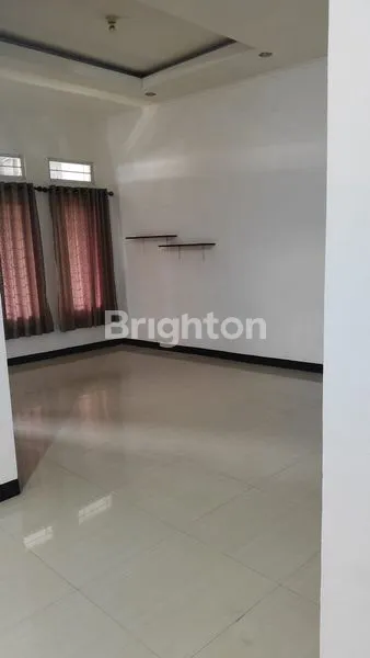 image RUMAH 2 LANTAI SIAP HUNI TAMAN RAHAYU CIGONDEWAH (2)