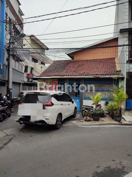 image RUMAH 4 KT, SHM, HOOK, LOKASI STRATEGIS DI JALAN KARTINI (1)