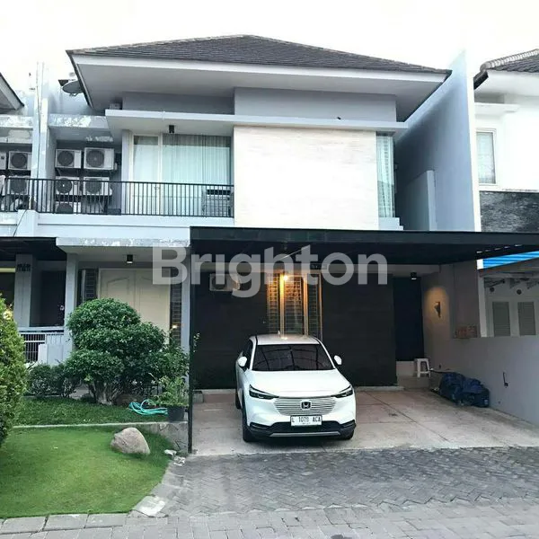 image RUMAH SIAP HUNI DI CLUSTER EKSKLUSIF, LB 220M² (1)