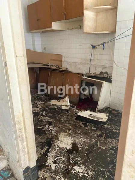 image DIJUAL RUMAH MANYAR TIRTOMOYO (3)