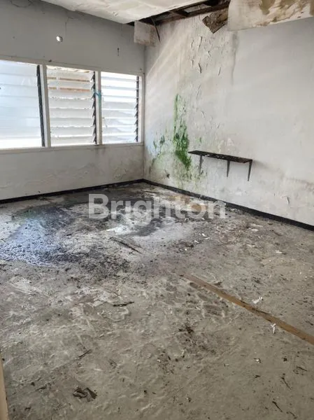 image DIJUAL RUMAH MANYAR TIRTOMOYO (4)