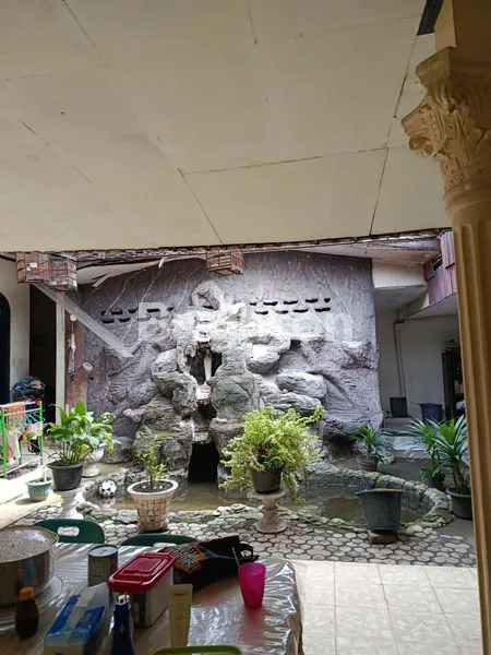 image RUMAH STRATEGIS COCOK TEMPAT TINGGAL DAN USAHA (4)