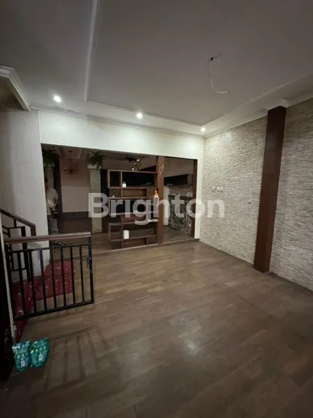 image RUMAH MEWAH 2-IN-1 DI METLAND TRANSYOGI (1)