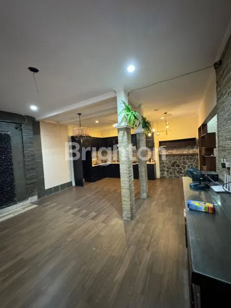 image RUMAH MEWAH 2-IN-1 DI METLAND TRANSYOGI (2)