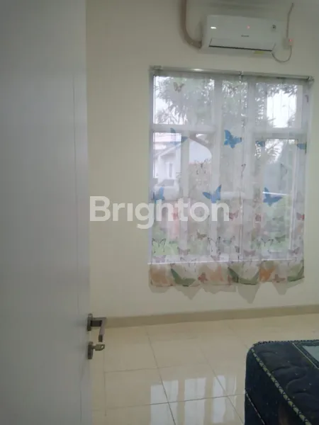 image DIJUAL RUMAH HOEK 2 LANTAI LEGENDA WISATA | LT 144 M² | SHM | DEKAT TOL & WATERBOOM | 1,15 M NEGO (4)