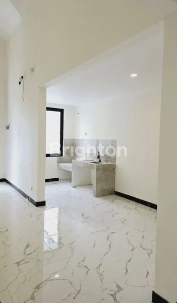 image RUMAH SCANDINAVIAN STYLE CITRALAND UNDER 2M SIAP HUNI CAKEP PARAH ! (4)