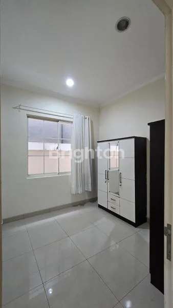 image RUMAH MEWAH GREENLAKE CITY, LT 132M², 4KT 3KM (6)