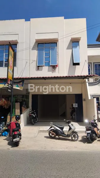 image TOWN HOUSE. LEGENDA MALAKA.  BATAM CENTER. \\N\\NLOKASI SANGAT RAMAI (1)