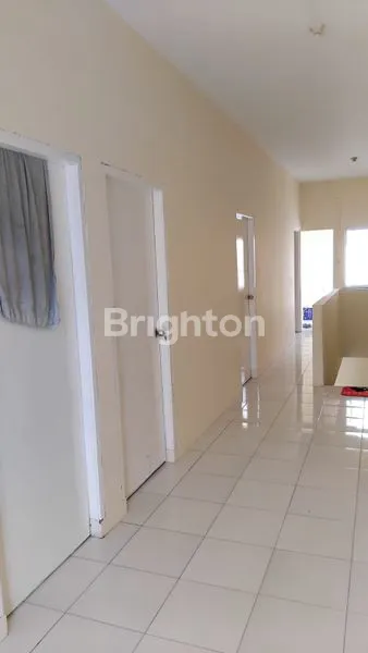 image TOWN HOUSE. LEGENDA MALAKA.  BATAM CENTER. \\N\\NLOKASI SANGAT RAMAI (4)