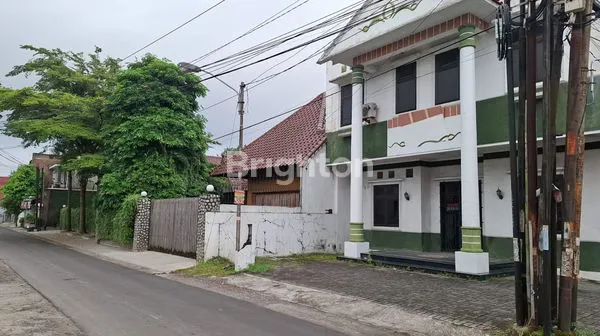 image JUAL GEDUNG HOOK 2 LANTAI EX OFFICE (2)