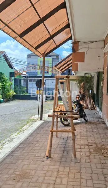 image JUAL GEDUNG HOOK 2 LANTAI EX OFFICE (6)