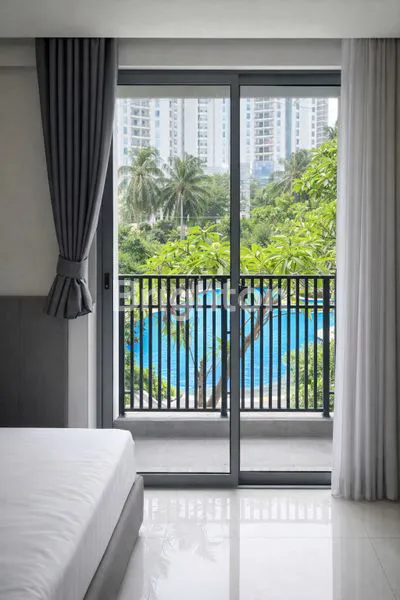 image TOWNHOME EKSKLUSIF THE MANSION BOUGENVILLE – PARKIR DEPAN UNIT, FURNISHED MEWAH & VIEW POOL! (1)