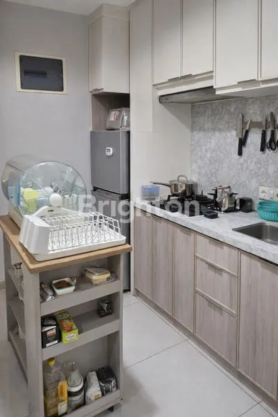 image TOWNHOME EKSKLUSIF THE MANSION BOUGENVILLE – PARKIR DEPAN UNIT, FURNISHED MEWAH & VIEW POOL! (6)