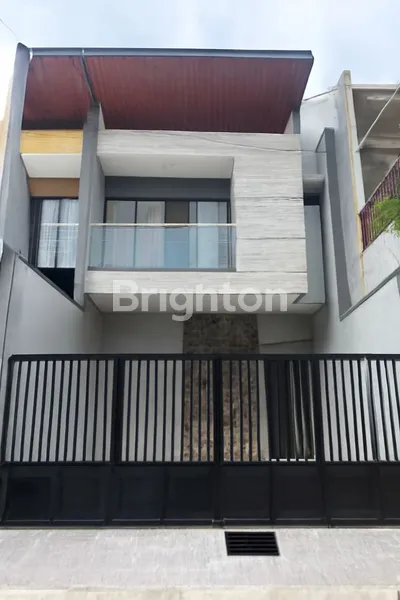 image RUMAH GRESS MINIMALIS DAERAH MULYOSARI SURABAYA (1)