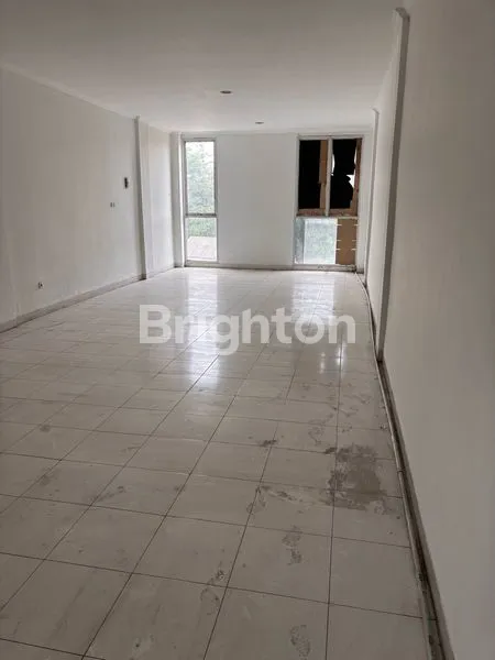 image RUKO 3 LANTAI DI JALAN RAYA PUSPITEK (6)