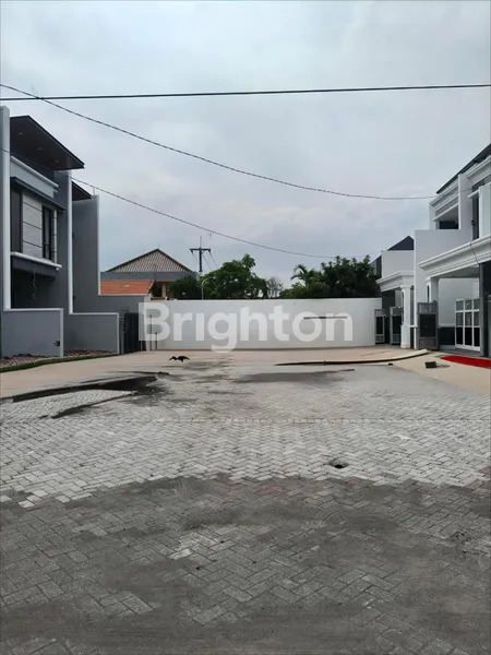 image DIJUAL RUMAH DAERAH PERUMAHAN GALAXY BUMI PERMAI ARAYA 2 MINIMALIS KONTEMPORER (2)