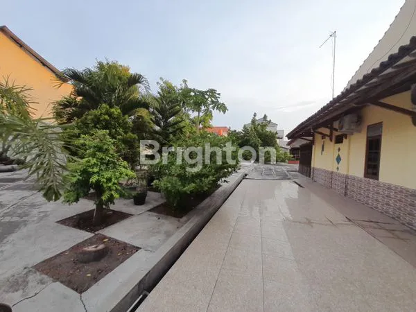 image MANGKUBUMEN, SURAKARTA, RUMAH BERSIH DAN TERAWAT,  4 MENIT KE MALL PARAGON, LOKASI RAMAI DAN STRATEGIS (8)