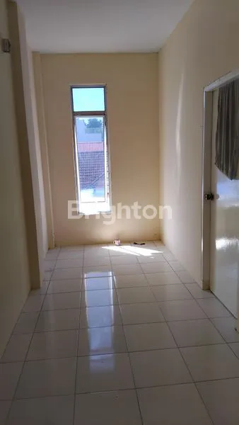 image DISEWAKAN TOWN HOUSE (2)