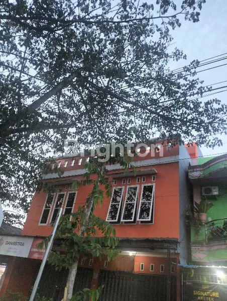 image RUKO 2,5 LANTAI DI RING ROAD BALIKPAPAN, LOKASI STRATEGIS (2)