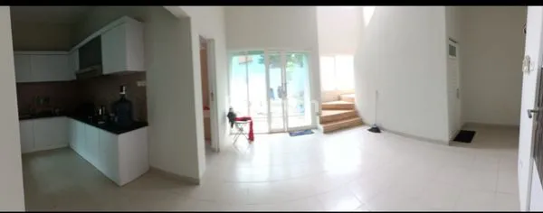 image RUMAH 2LANTAI +2 CARPORT DI AREA KOTA MLANG (2)