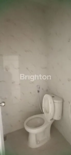 image RUMAH RAPI SIAP HUNI DI DALAM CLUSTER KOTA WISATA (7)