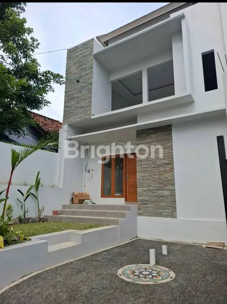 image DIJUAL RUMAH SIAP HUNI BERLOKASI STRATEGIS DI JALAN AHMAD YANI, LUMINTANG, DENPASAR UTARA (1)