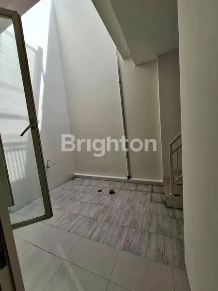 image SEWA RUMAH DARMO PERMAI UTARA SURABAYA (3)