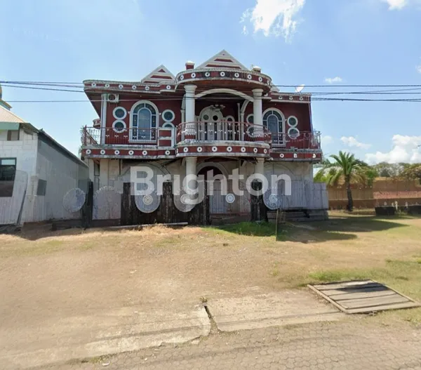 image RUMAH MEWAH 2 LANTAI DEKAT BANDARA, SHM (1)