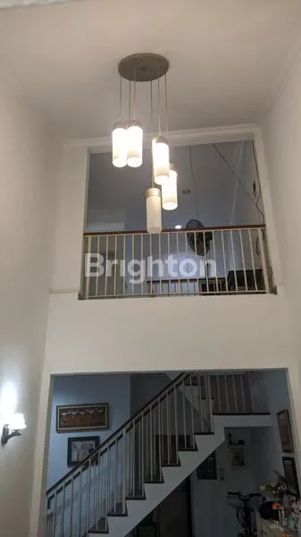 image RUMAH 2 LANTAI, 3 KAMAR, SHM DI PERUMAHAN PONDOK CIPTA (2)