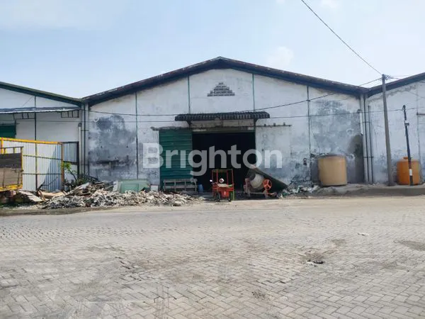 image GUDANG PERGUDANGAN BERSIH, BARU RENOV, ANGTROPOLIS, MARGOMULYO, GREGES, ASEM ROWO, SURABAYA, JAWA TIMUR (6)