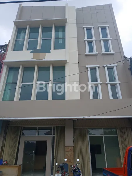 image DIJUAL RUKO GANDENG 3 LANTAI DI JL MARGONDA RAYA DEPOK – LT 180 M², | 8 M NEGO (1)