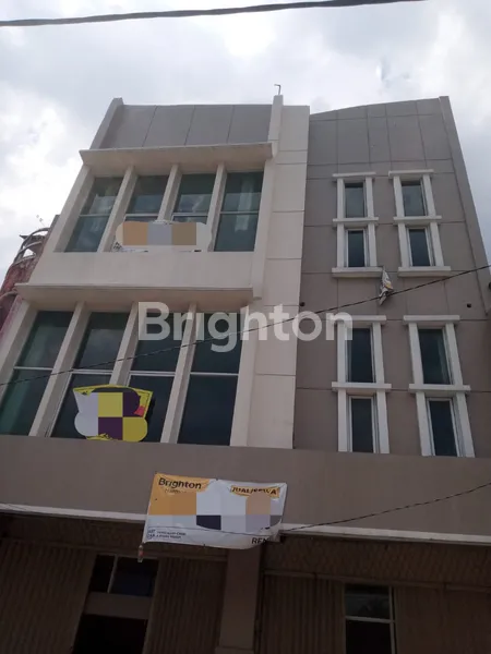 image DIJUAL RUKO GANDENG 3 LANTAI DI JL MARGONDA RAYA DEPOK – LT 180 M², | 8 M NEGO (2)