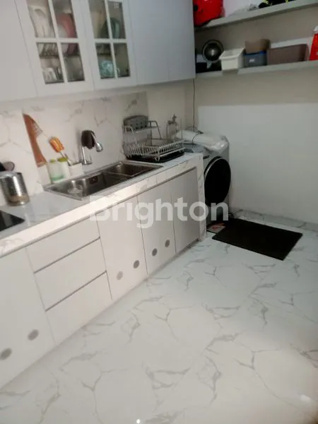 image RUMAH 2 LANTAI SIAP HUNI DI DALAM CLUSTER CISAUK TANGERANG (3)