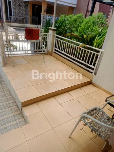 image RUMAH 2 LANTAI SIAP HUNI DI DALAM CLUSTER CISAUK TANGERANG (2)