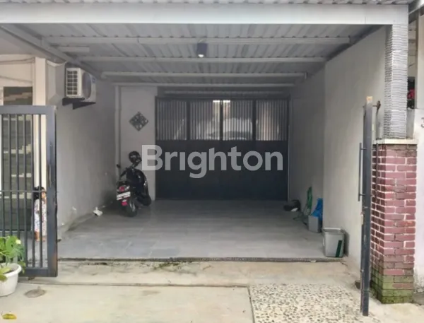 image RUMAH MINIMALIS LEBAR 12 PUTRO AGUNG DEKAT KAZA MALL KAPAS KRAMPUNG (2)