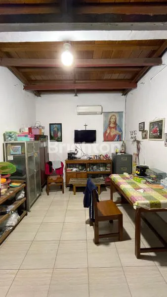 image DIKONTRAKAN RUMAH SIAP HUNI, 2 LANTAI SEMARANG (3)